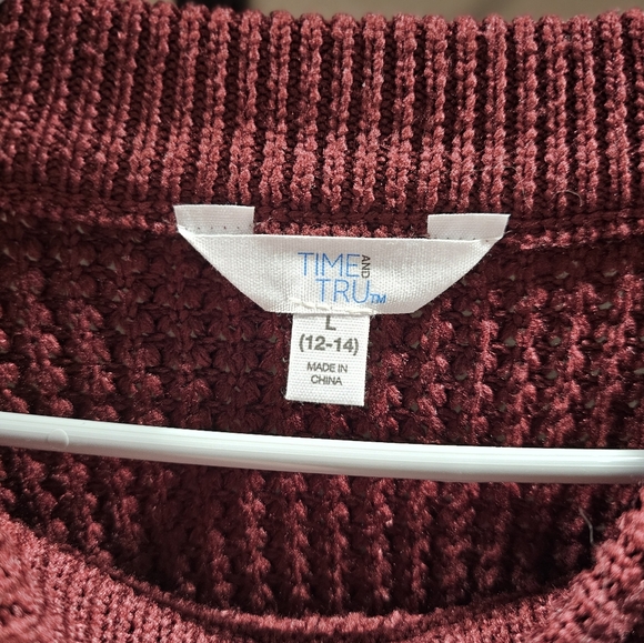 Burgundy Sweater NWT - Picture 4 of 5